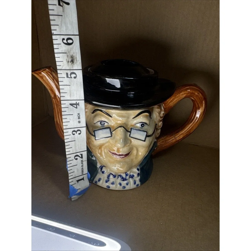 VINTAGE‎ TOBY TEAPOT WALES CHINA Benjamin Franklin W/Glasses Hand Painted Japan